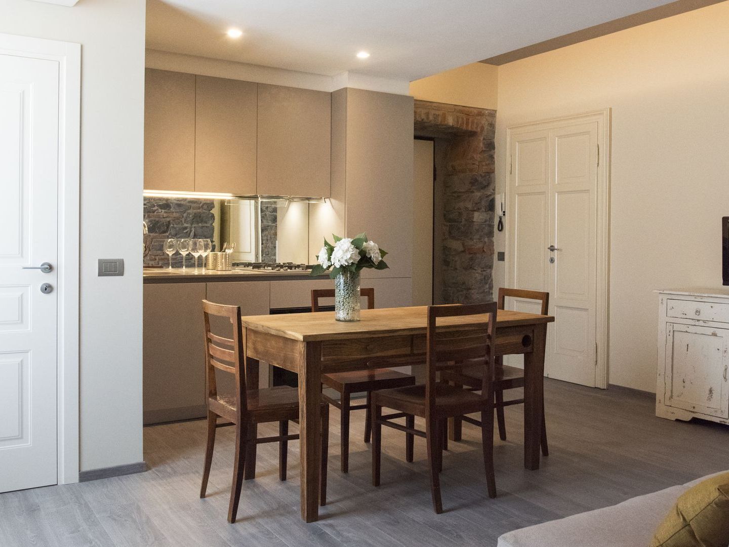 Joivy Elegant 1Br Flat Near City Centre Como Exterior foto